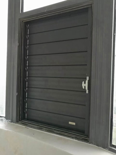 手動百葉窗展示